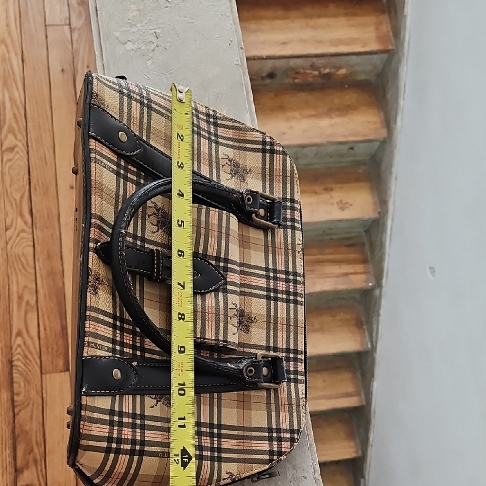 Plaid Handbag with Black Accents - Picture 9 of 10